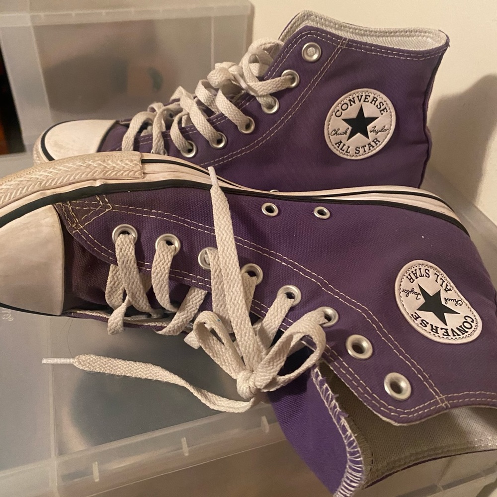 Women’s size 9.5 Converse used
